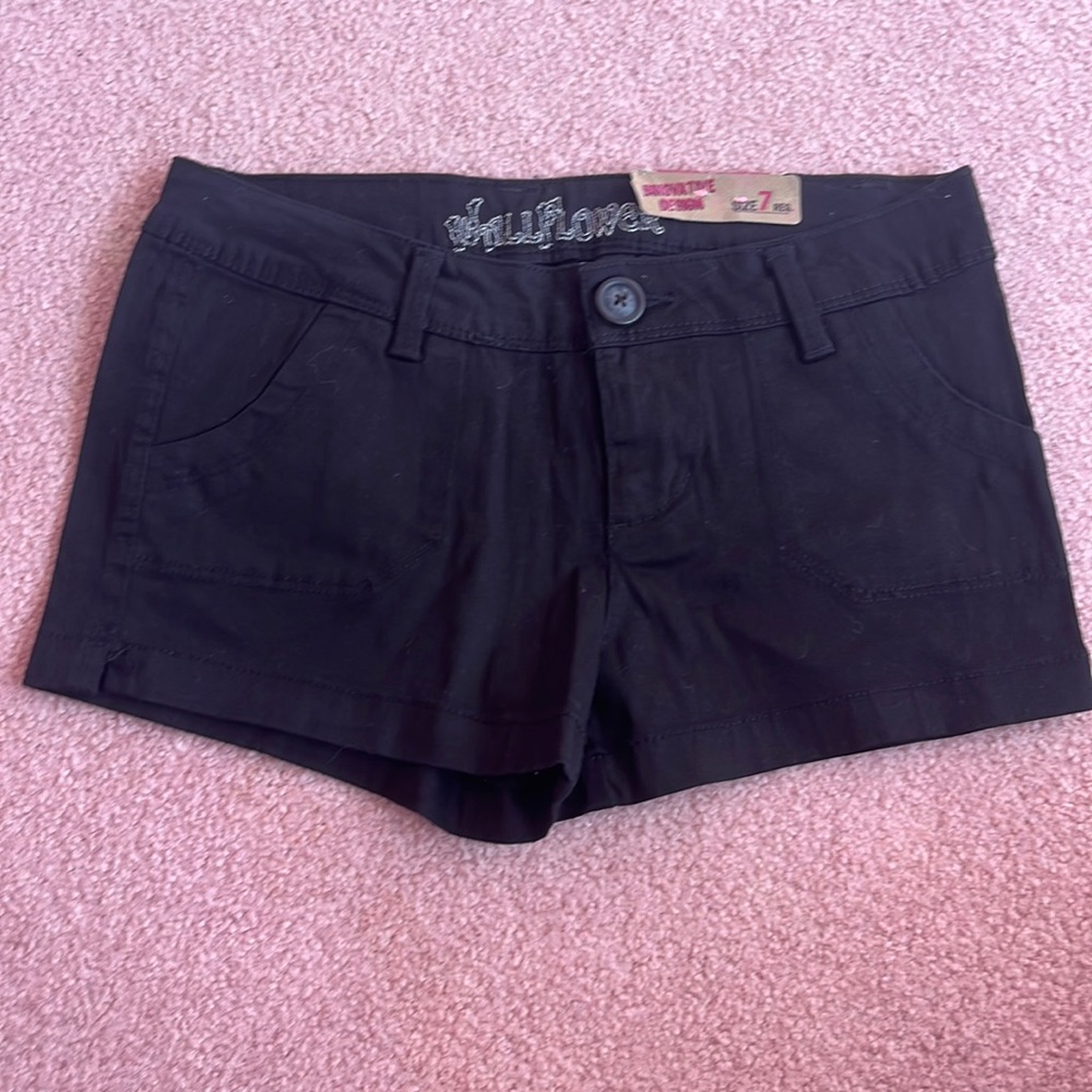 NWT Black Denim Size 7
